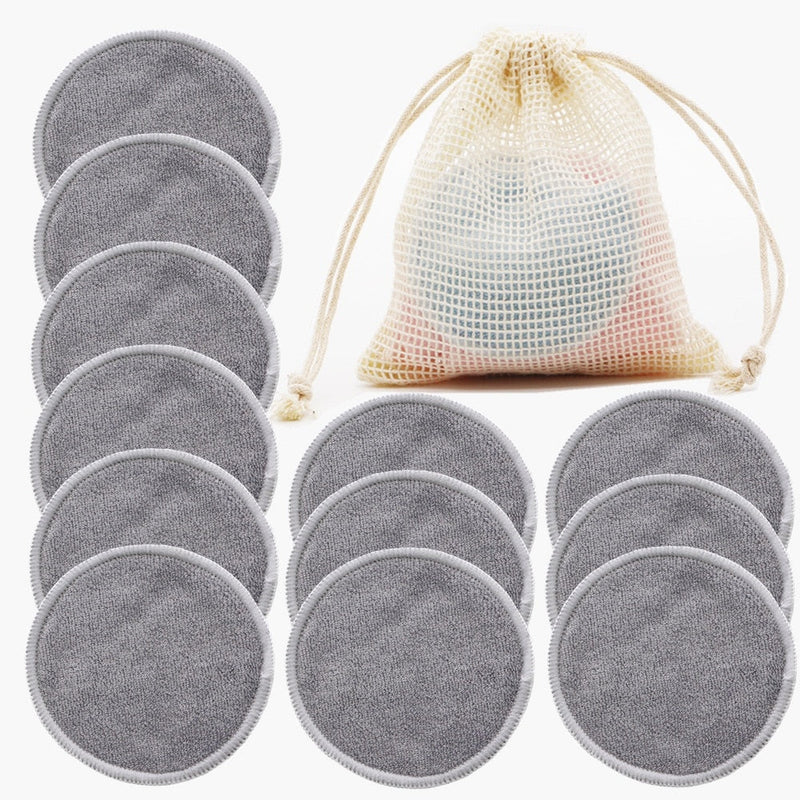 The makeup remover pad - Reusable.